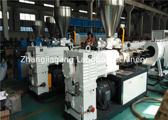 Automatyczna maszyna do wytłaczania rur z tworzywa sztucznego PVC Produkcja podwójnych rur 16-50 mm Średnica rury