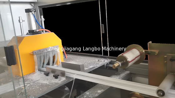 1180 mm Profil rozmiar PVC Kabel Trunk Making Machine Z 8m kalibracji stołu