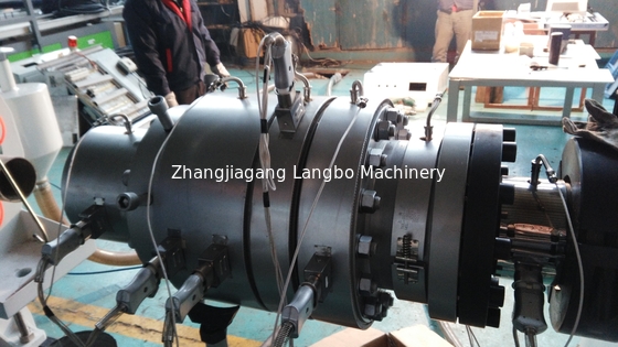 Dwuślimakowa linia do wytłaczania rur PVC 16 - 630 mm o mocy 22 - 160 kW