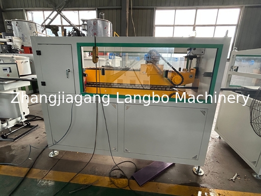 55KW silnik moc PVC Profil Extruder dla gładkiej dokładnej ekstruzji profilu