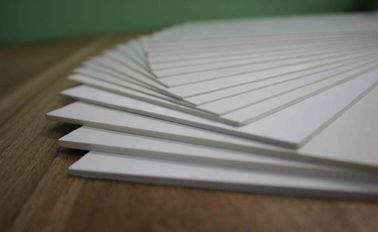 Linia do produkcji płyt piankowych bez PVC / Linia do produkcji płyt piankowych bez PVC / Linia do wytłaczania arkuszy z pianki PVC