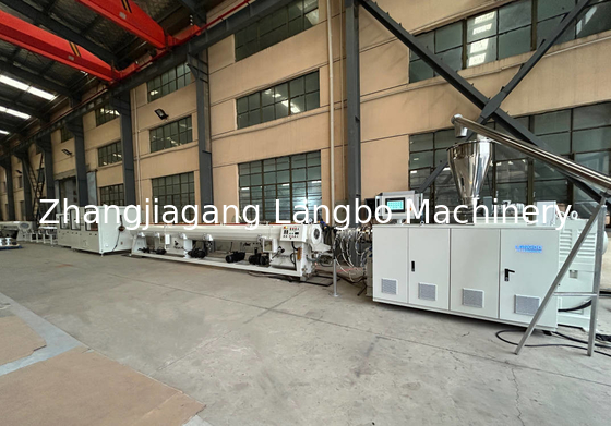 Automatyczna linia wytłaczania rur PLC CPVC z przekroczeniem 20-110 mm