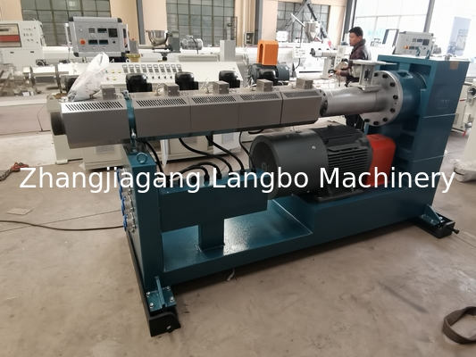 Linia wytłaczania rur HDPE 16-63 mm z wytłacznikiem 65/33 z silnikiem o mocy 75 kW