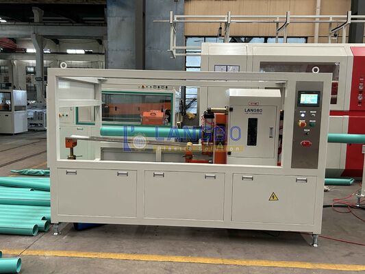 Konfigurowalna linia produkcyjna do wytłaczania rur PVC dla przewodów do nawadniania rolniczego, kontakt  lub SCHNIDER
