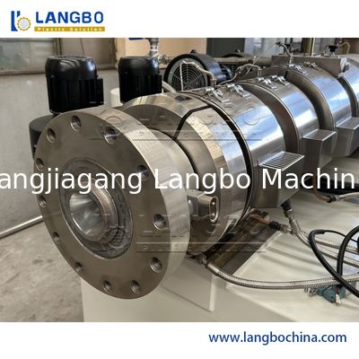 Linia wytłaczania urządzeń do produkcji rur z tworzyw sztucznych