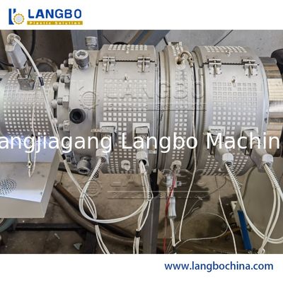 Maszyna do produkcji rur z tworzywa sztucznego PVC, wytłaczarka do rur z automatycznym systemem sterowania