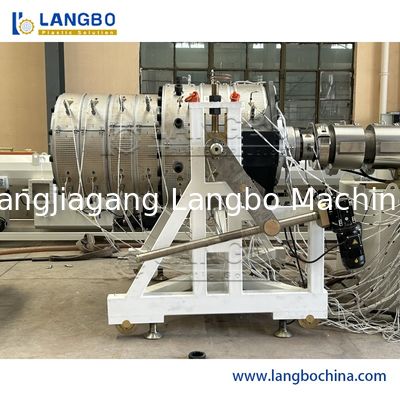 Linia produkcyjna rur PVC sterowana przez PLC wysoka wydajność i wydajność