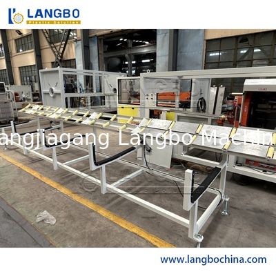 Automatyczna maszyna do wytłaczania rur PVC