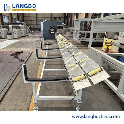 Powierzchniowa linia wytłaczania rur Pvc z dwoma śrubokrętami / linia produkcyjna