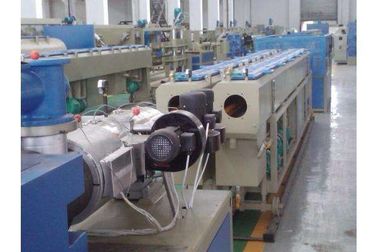 Pełna automatyczna wytłaczarka dwuślimakowa stożkowa, linia do produkcji rur PVC z silnikiem Siemens