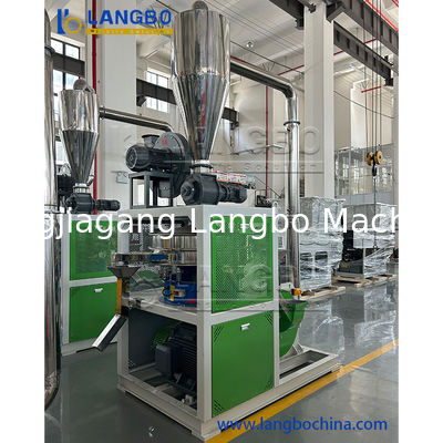 Młyn do tłoczenia sztywnych tworzyw sztucznych z PVC