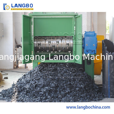 Duże HDPE PE PP Kłęby Plastycznego Rury Shredder Crusher z standardowym opakowaniem eksportowym