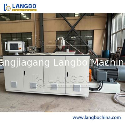 16-630 mm PVC CPVC UPVC / HDPE / LDPE / PE PP PPR Rurociąg przewodowy /Pump Twin& Jednorazowa wytłaczka śrubowa / Maszyna do wytwarzania tworzyw sztucznych z wytłaczaniem do wody/gazu