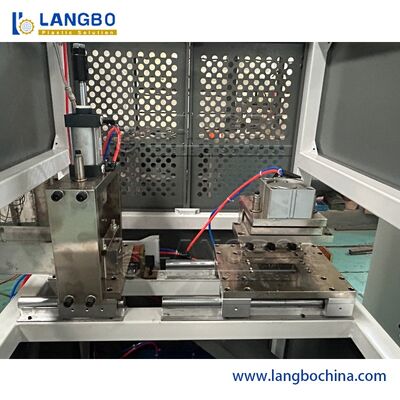 55KW silnik moc PVC Profil Extruder dla gładkiej dokładnej ekstruzji profilu