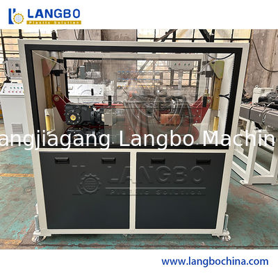 Linia do produkcji wytłaczanych listew cenowych z tworzywa sztucznego, wytłaczarka do profili PVC, maszyna do produkcji uchwytów na etykiety cenowe PVC