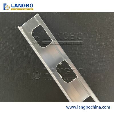 55KW silnik moc PVC Profil Extruder dla gładkiej dokładnej ekstruzji profilu