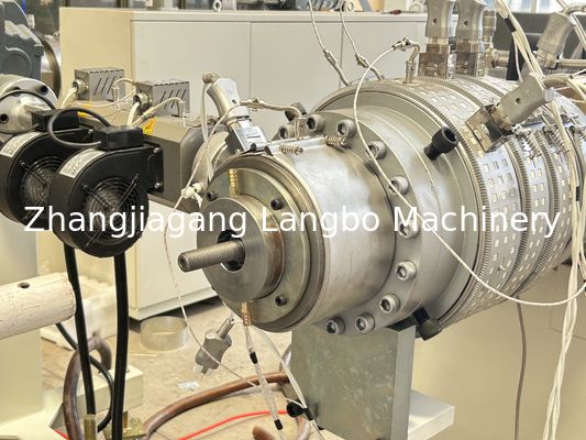 50-200 mm linia wytłaczania rur PVC / maszyna do produkcji rur PVC / linia produkcji rur PVC