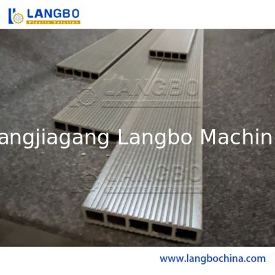 Plastikowy UPVC PVC Stropów kanałów kablowych Trunking Okna Drzwi Ramy Panel ścienne Płyty wnętrza Bead WPC Decking Profile Ekstruzja Produkcja Maszyna