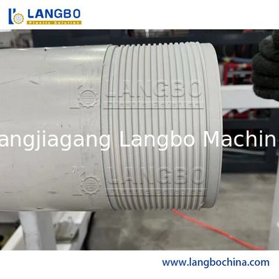 Automatyczna maszyna do przędzenia rur CNC do rur PVC o średnicy 16-630 mm z wytłaczaczem dwustrunkowym i pełną automatyczną obsługą