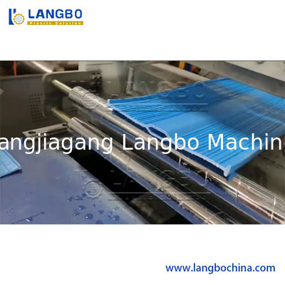 Cena fabryczna Plastikowa Wodoodporna Listwa Profilowa Linia Produkcyjna do Wytłaczania Arkuszy