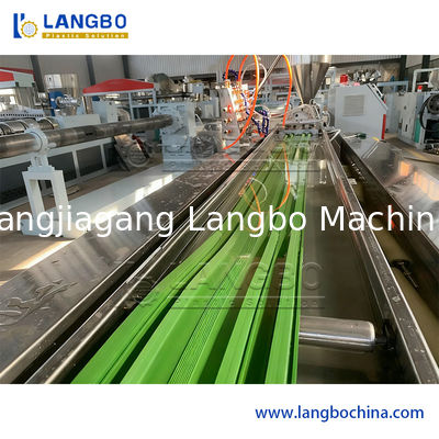 Szybka i wydajna jednostka do wytłaczania profili uszczelniających z UPVC