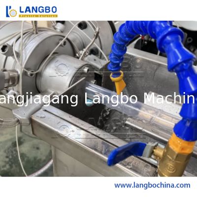 Wytłaczarka do rur wodnych zbrojonych włóknem PVC