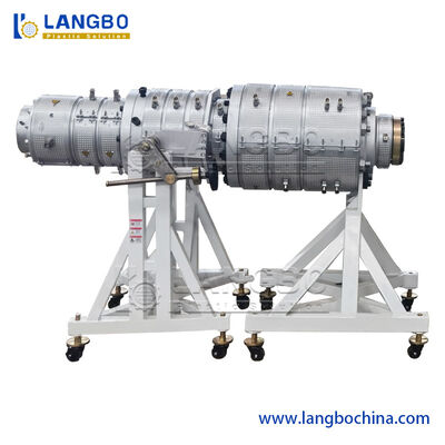 CPVC Pvc Pipe Extruder 75 - 250mm Plastic Pipe Production Line