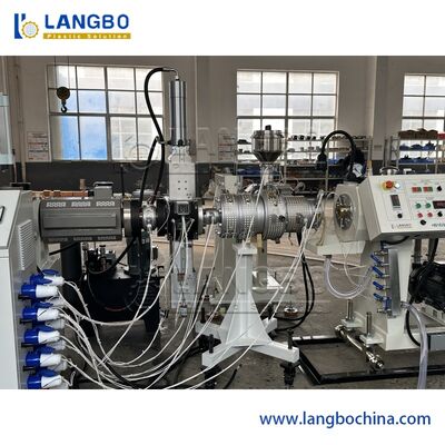 Stożkowa linia do wytłaczania rur PPR Podwójna śruba do pomiaru rur online