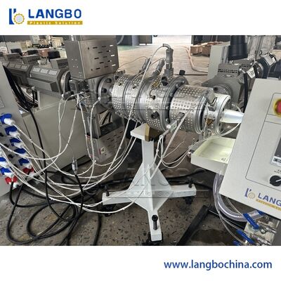 Niski poziom hałasu 20-63mm Linia do wytłaczania rur PPR 3-warstwowa produkcja rur z włókna szklanego PPR