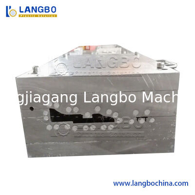 Linia produkcyjna do produkcji listew przypodłogowych meblowych z PVC o grubości 2 mm, o gładkiej powierzchni i odporności na korozję