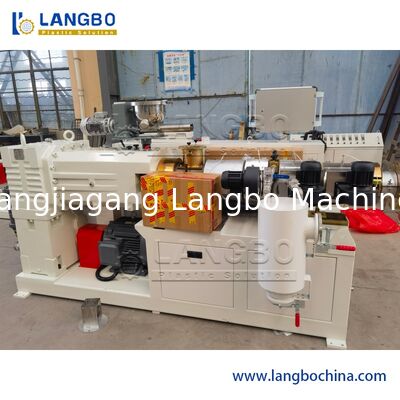 Water Pipe Pvc Twin Screw Extruder , Automatic Control Plastic Extrusion Machine