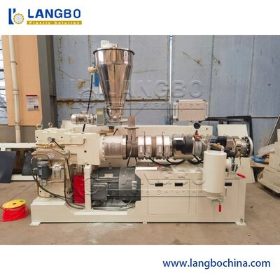 Popularne tworzywa sztuczne HDPE PE PPR PVC Rury wodociągowe Drenaż Rury drenażowe Produkcja rur wytłaczania