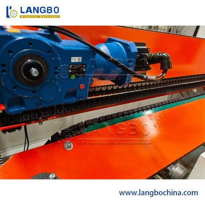 Popularne tworzywa sztuczne HDPE PE PPR PVC Rury wodociągowe Drenaż Rury drenażowe Produkcja rur wytłaczania