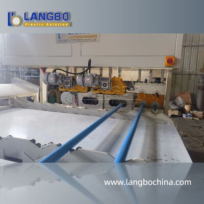 Dwustronna maszyna do kielichowania rur PVC z podwójnym ogrzewaniem w kształcie litery U/R