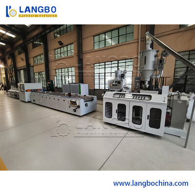 Maszyna do desek WPC | Chłodzenie sterowane w celu zmniejszenia wypaczania desek