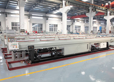 Iso Big Capataiy High Speed ​​Plastic Pipe Machine Hdpe Ppr Kalibracja rur Próżnia