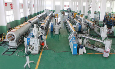 High Speed HDPE Pipe Making Machine , Capacity 350KG/H HDPE Extruder Machine