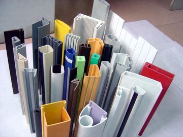 Plastikowy PVC Profil Pionowy Ekstrudor WPC Wdowy Drzwi Podłogi PP PE PC Płyty Pustkowe Paska uszczelniająca ABS PMMA Profil Linia Ekstrudująca