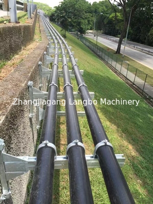 Linia wytłaczania rur PE HDPE z 11-metrowym zbiornikiem próżniowym i planetarnym cięciem