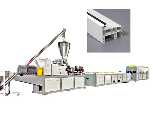 Wodoodporna linia do wytłaczania Wpc Decking Line Saw Cutter Outdoor
