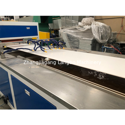 Linia do wytłaczania profili kompozytowych PVC Linia do produkcji lekkich paneli ściennych z podwójną śrubą